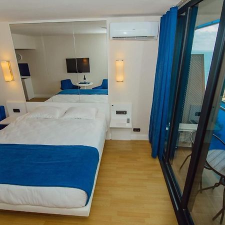 Nuage - 1St Line Sea View Apartments Батуми Екстериор снимка