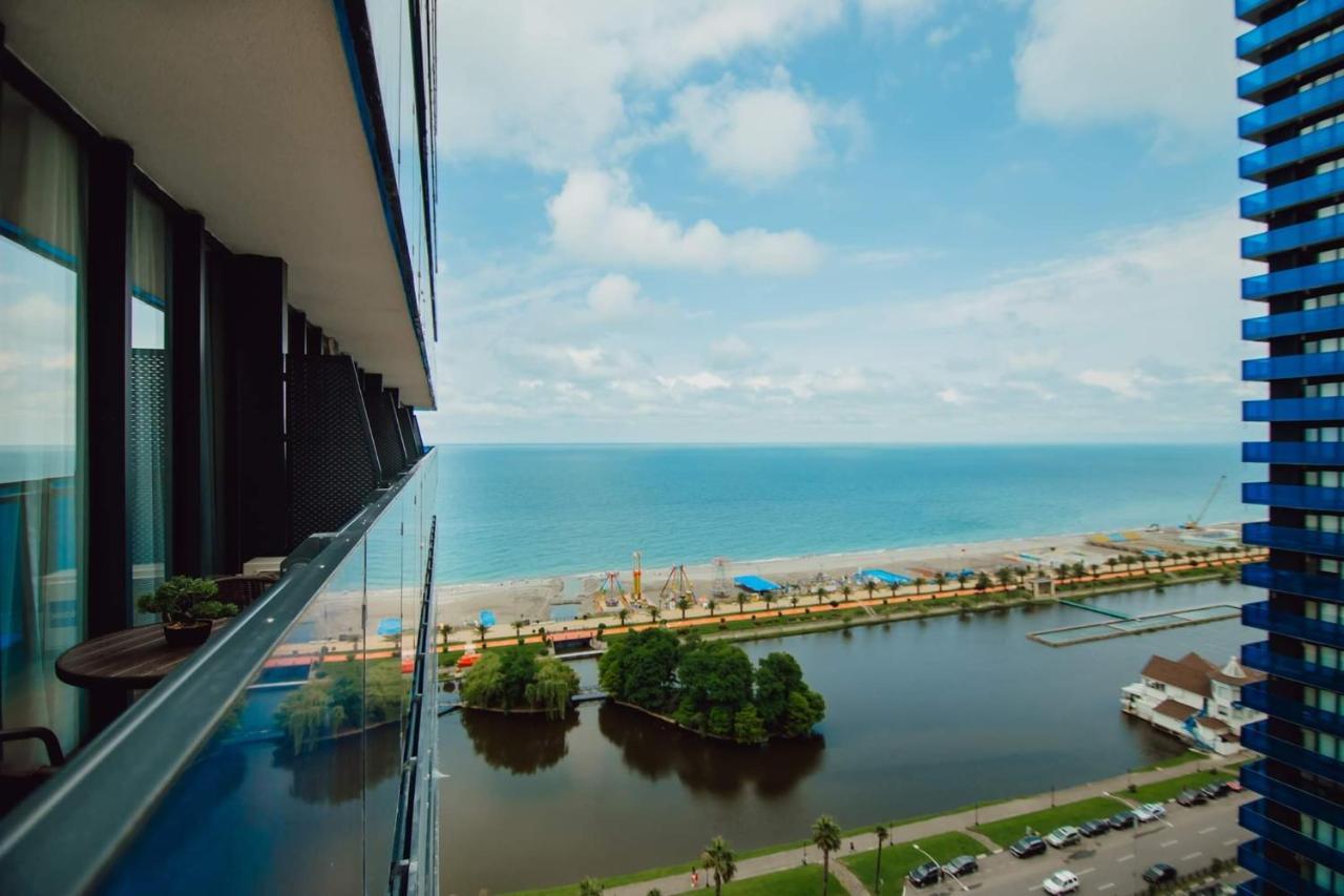 Nuage - 1St Line Sea View Apartments Батуми Екстериор снимка