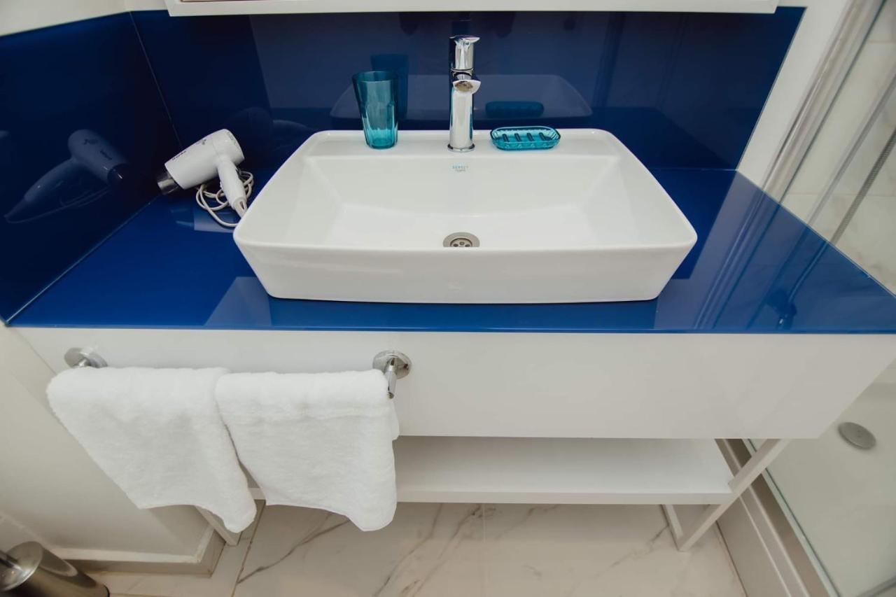 Nuage - 1St Line Sea View Apartments Батуми Екстериор снимка