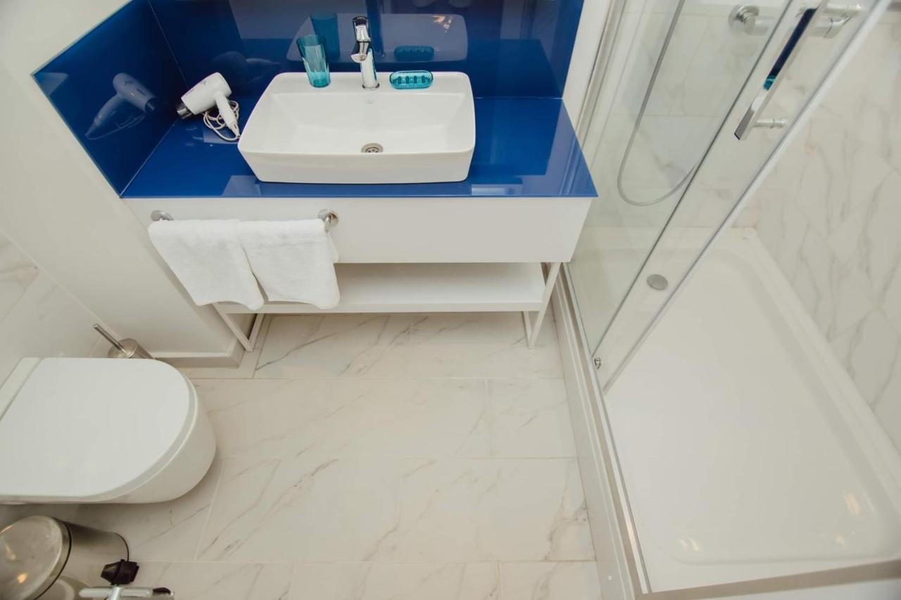 Nuage - 1St Line Sea View Apartments Батуми Екстериор снимка